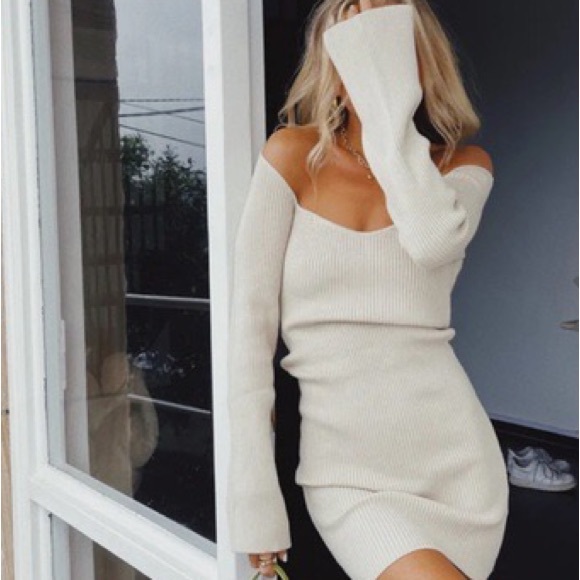 VRG GRL New Fashion Ribbed Knit Mini Dress - Picture 2 of 5